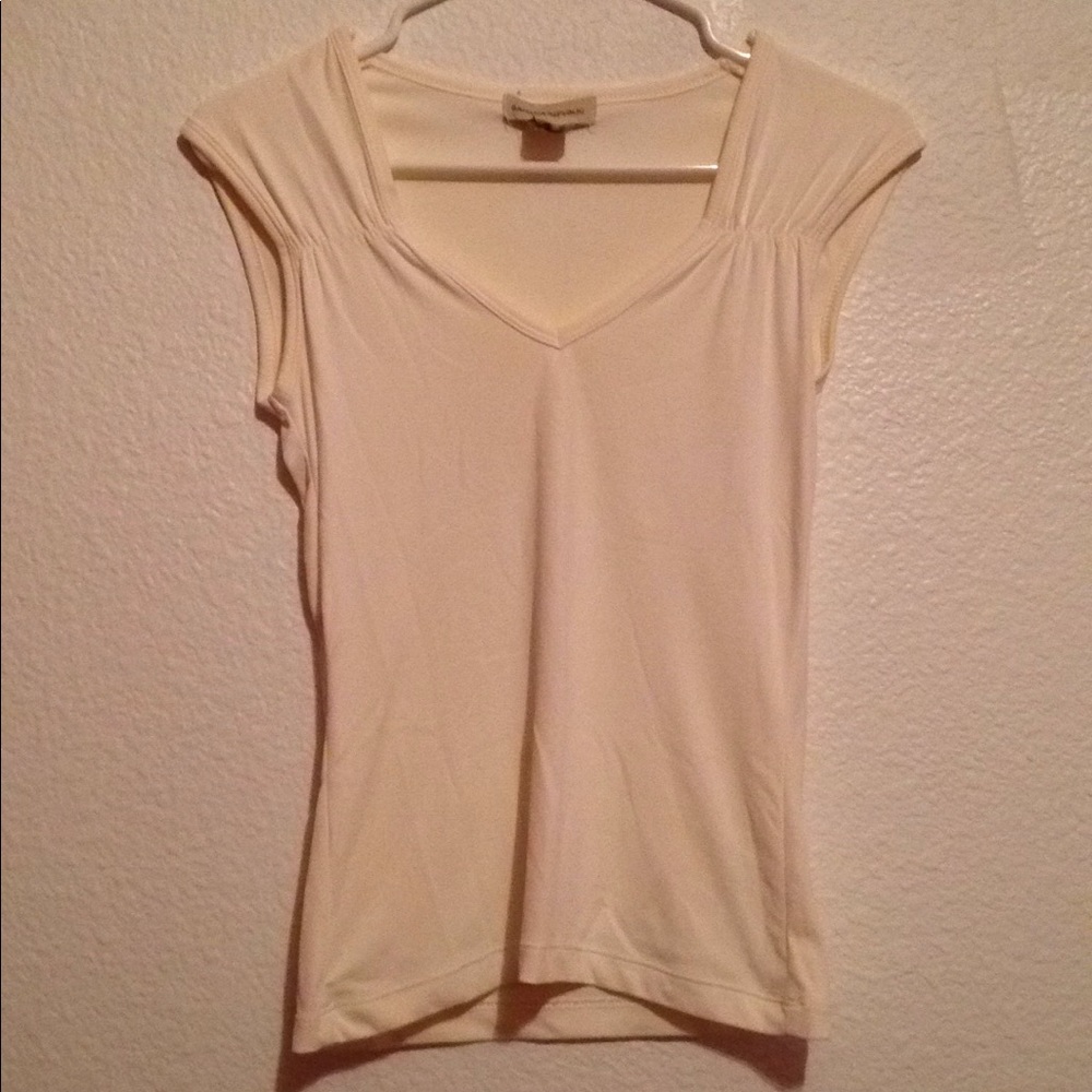 Cream white top🔥